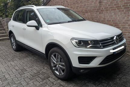 VW Touareg 157.000 km 17.900 &euro; Recklinghausen 45659