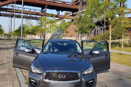 INFINITI Q50 285.000 km 11.000 &euro; Essen, Stadt 45136