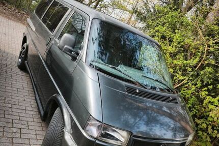 VW T4 Multivan 303.000 km 3.000 &euro; Bochum 44879