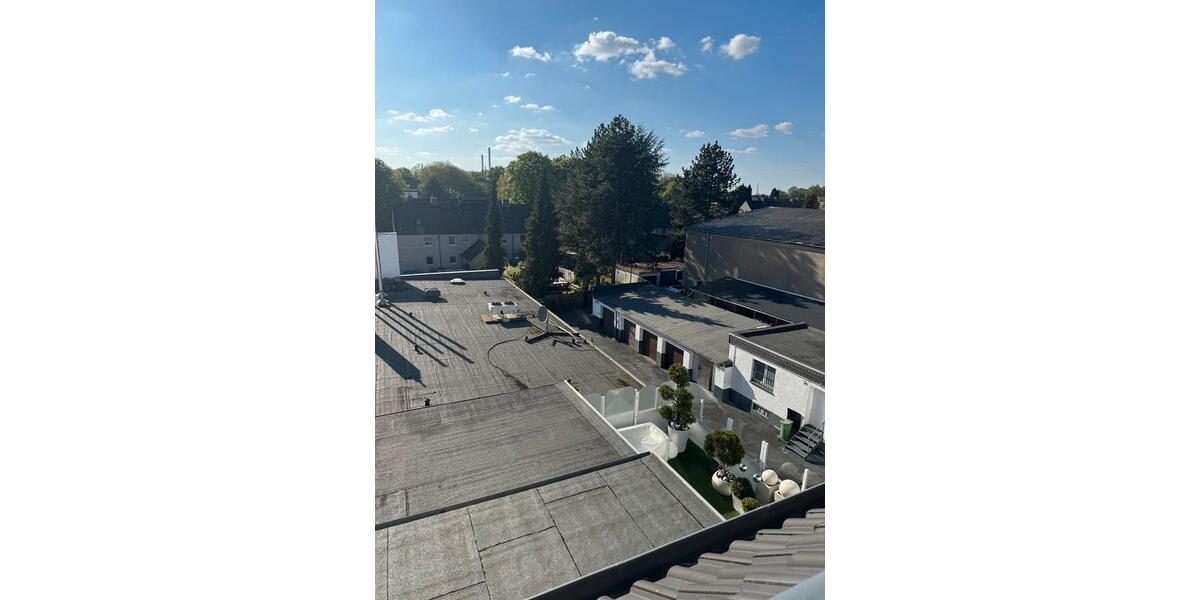 Dachgeschoßwohnung Gelsenkirchen Gelsenkirchen-Nord - 4 Zimmer, 70 m&sup2;, 470&euro; | Angebot:26288115