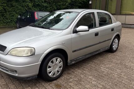 Opel Astra 177.693 km 2.499 &euro; Duisburg 47058