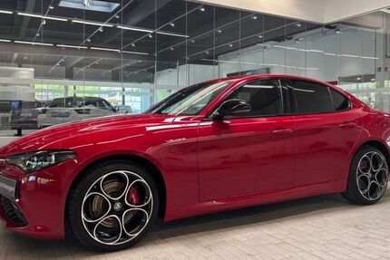 Alfa Romeo Giulia 37.187 km 34.990 &euro; Oberhausen 46049
