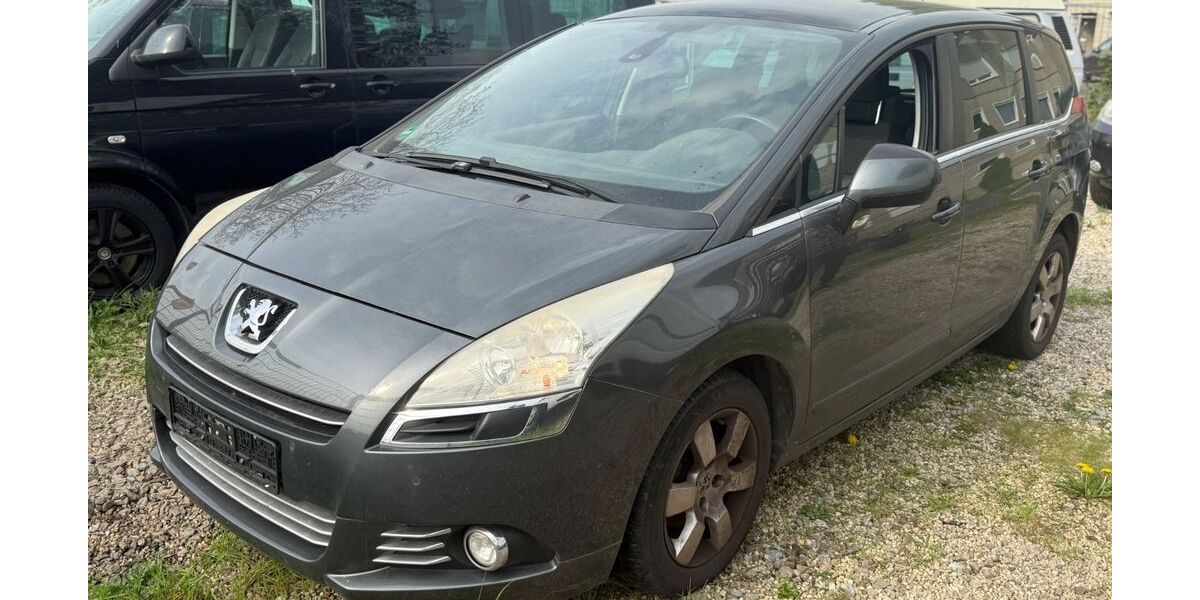 Peugeot 5008 160.000 km 1.490 &euro; Bottrop 46240