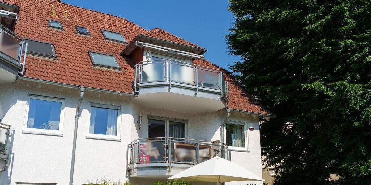 Etagenwohnung Bochum Dahlhausen - 8 Zimmer, 220 m&sup2;, 449.000&euro; | Angebot:25721357