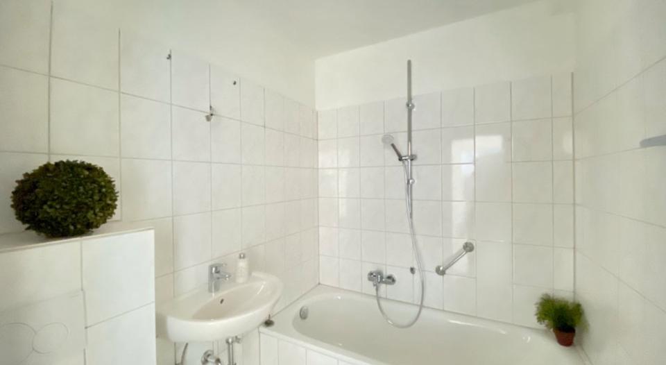 Etagenwohnung Bochum Günnigfeld - 2.5 Zimmer, 69 m&sup2;, 870&euro; | Angebot:26008518