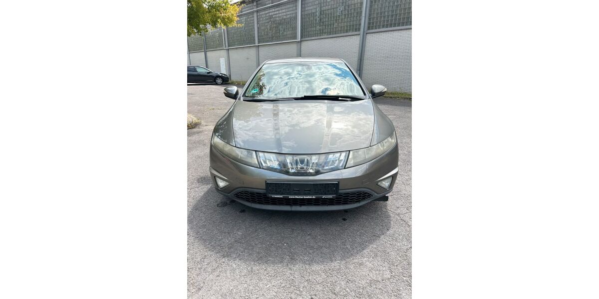 Honda Civic 195.000 km 2.999 &euro; Duisburg 47239