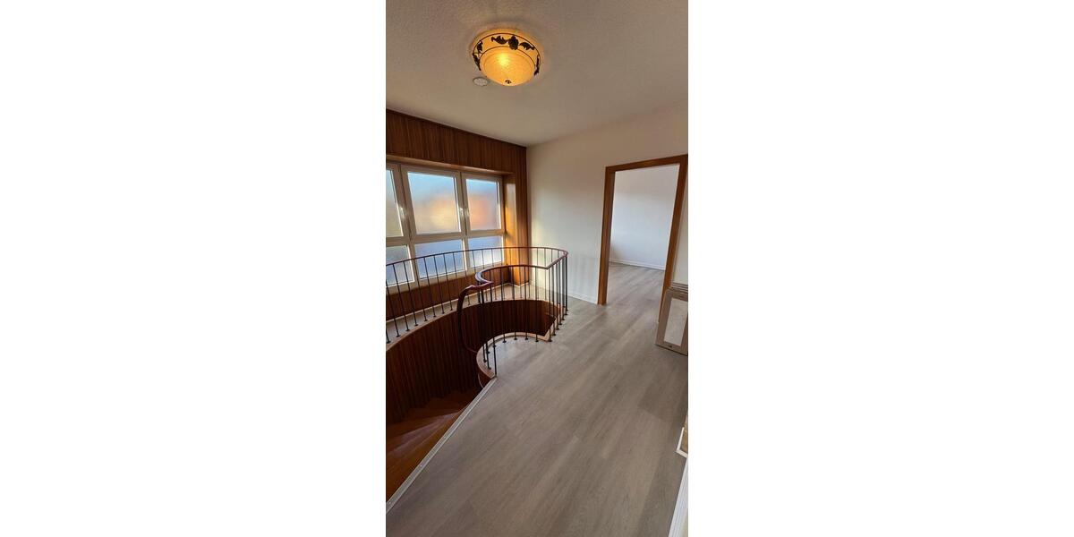 Doppelhaushälfte Oberhausen Schmachtendorf - 5 Zimmer, 120 m&sup2;, 1.590&euro; | Angebot:25261327