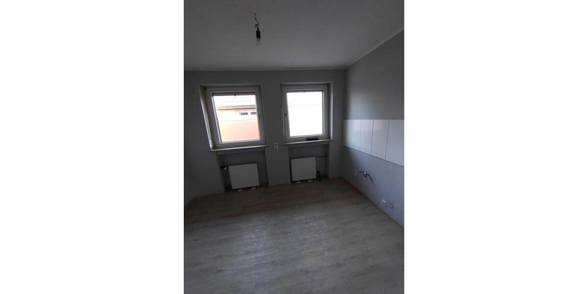 Provisionsfrei* Neu! Geräumiges, solides 2-FH mit Keller in Top Lage !!! - Zweifamilienhaus Wesel Obrighoven-Lackhausen | Angebot:25566115