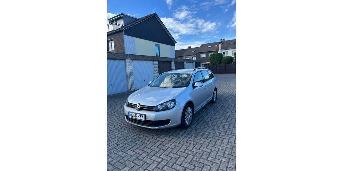 VW Golf 124.000 km 5.800 &euro; Oberhausen 46145