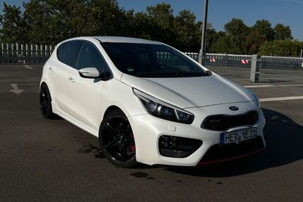 Kia ceed / Ceed 99.250 km 10.600 &euro; Herne 44651