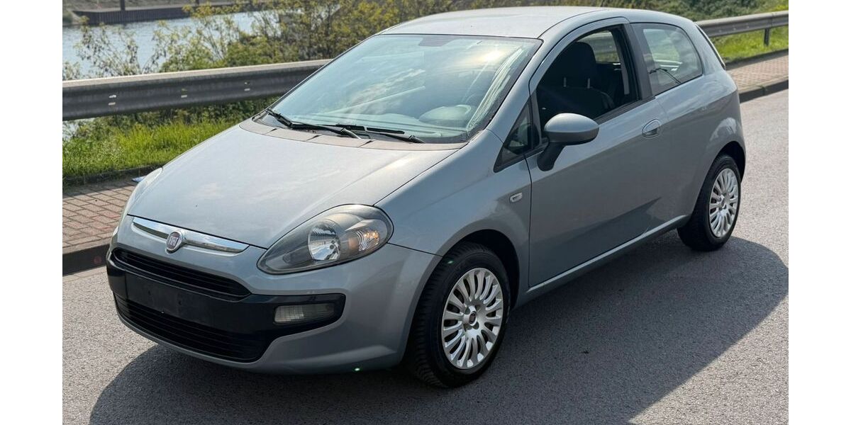 Fiat Punto Evo 219.000 km 2.499 &euro; Duisburg 47138