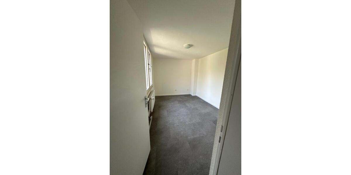 Etagenwohnung Duisburg Walsum - 3 Zimmer, 66 m&sup2;, 600&euro; | Angebot:25972375