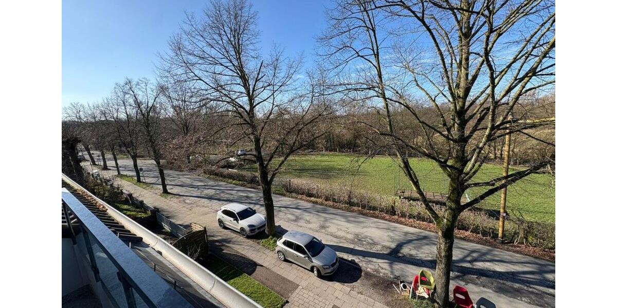 Etagenwohnung Duisburg Walsum - 5 Zimmer, 125 m&sup2;, 1.430&euro; | Angebot:25891647