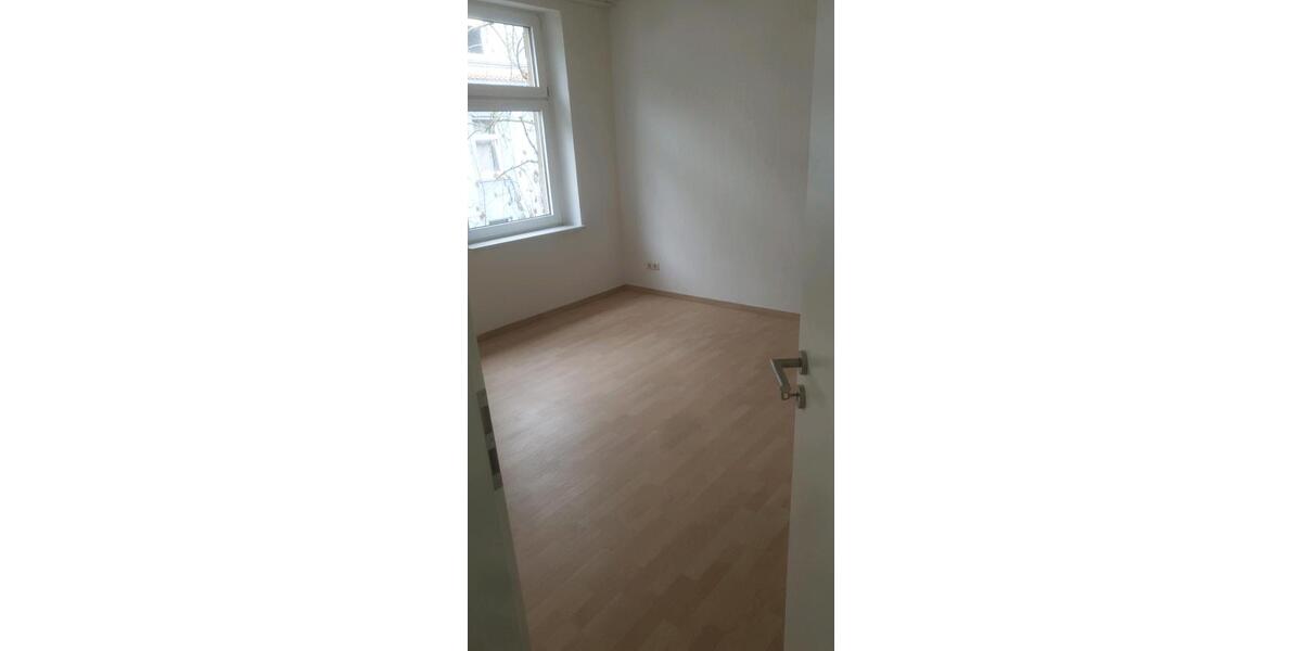 Etagenwohnung Essen Stadtbezirk VII - 4 Zimmer, 85 m&sup2;, 1.000&euro; | Angebot:26272592