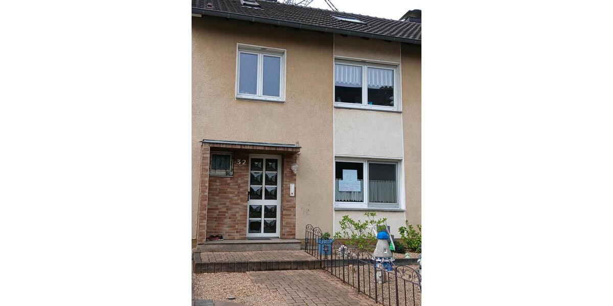 Reihenhaus Duisburg Hamborn - 6 Zimmer, 134 m&sup2;, 390.000&euro; | Angebot:26122102