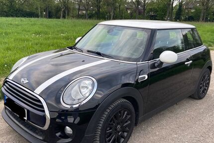 Mini Cooper D 143.000 km 9.900 &euro; Duisburg 47239