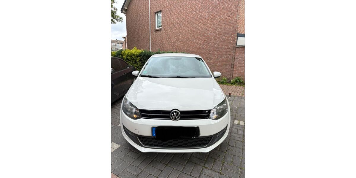 VW Polo 73.000 km 7.200 &euro; Duisburg 47059
