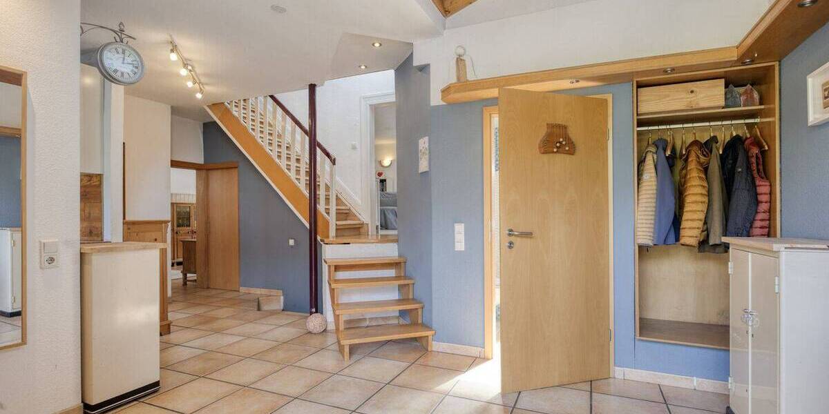 Doppelhaushälfte Recklinghausen Stadtmitte - 6 Zimmer, 170 m&sup2;, 425.000&euro; | Angebot:26202336