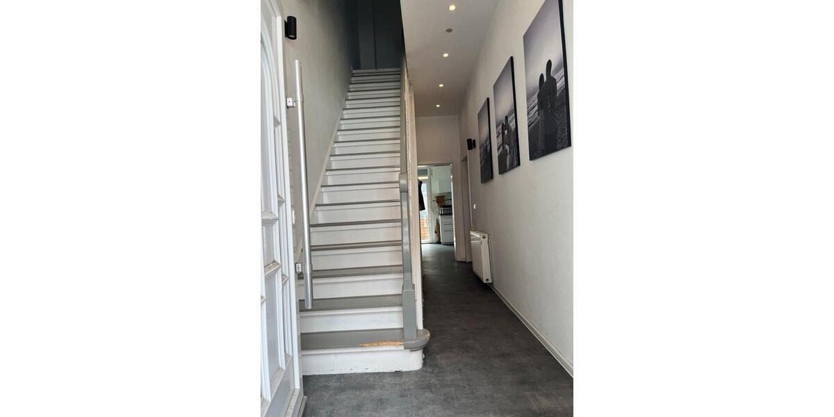 Doppelhaushälfte Essen Stadtbezirk VI - 6 Zimmer, 120 m&sup2;, 320.000&euro; | Angebot:26765274