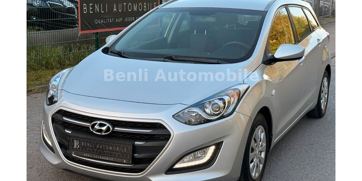 Hyundai i30 75.000 km 8.990 &euro; Oer Erkenschwick 45739