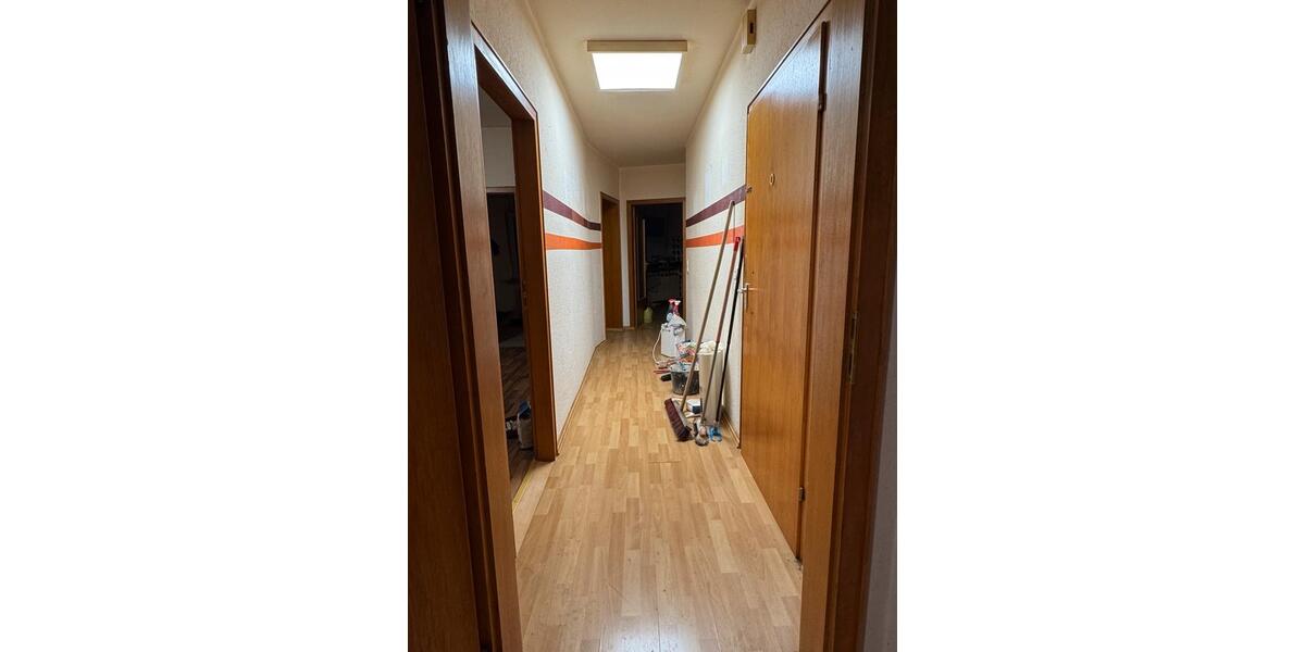 Etagenwohnung Duisburg Hamborn - 3 Zimmer, 82 m&sup2;, 1.000&euro; | Angebot:25861365