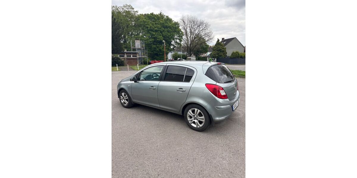 Opel Corsa 185.000 km 4.000 &euro; Duisburg 47139