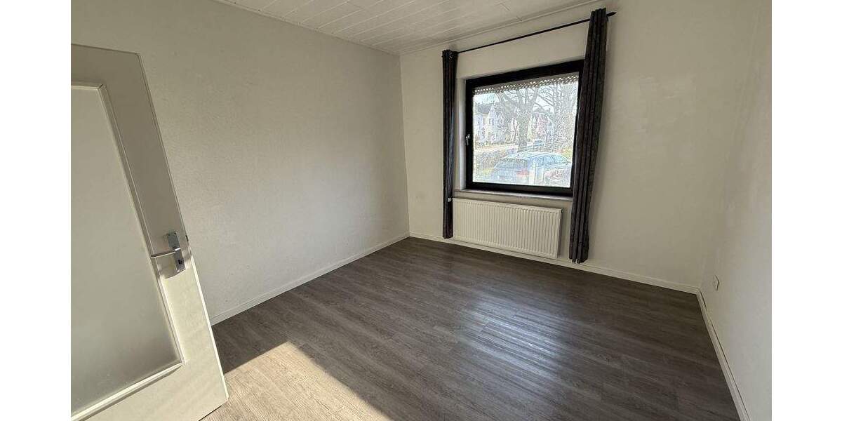 Mehrfamilienhaus, Wohnhaus Castrop-Rauxel Ickern - 5 Zimmer, 120 m&sup2;, 320.000&euro; | Angebot:25748115