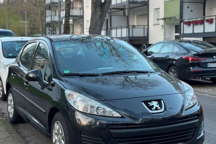 Peugeot 207 168.000 km 2.940 &euro; Herne 44652