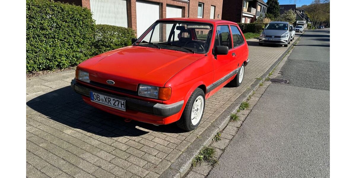 Ford Fiesta 39.569 km 2.700 &euro; Oberhausen 46117