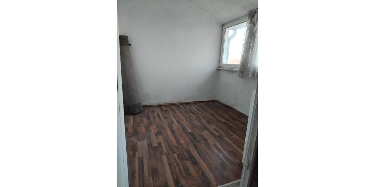 Dachgeschoßwohnung Bochum Bochum-Mitte - 4 Zimmer, 50 m&sup2;, 550&euro; | Angebot:26285685