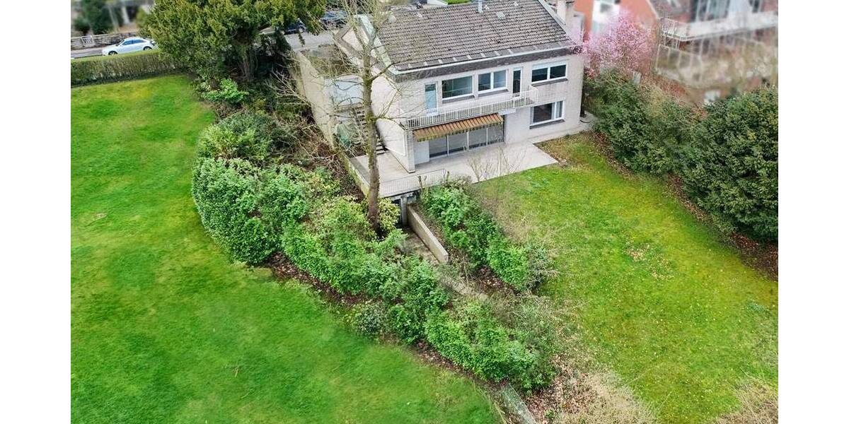 Einfamilienhaus Mülheim an der Ruhr Holthausen - 8 Zimmer, 260 m&sup2;, 769.000&euro; | Angebot:26036745