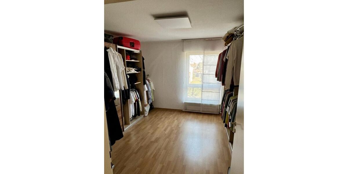 Einfamilienhaus Rhede - 7 Zimmer, 215 m&sup2;, 485.000&euro; | Angebot:25920092