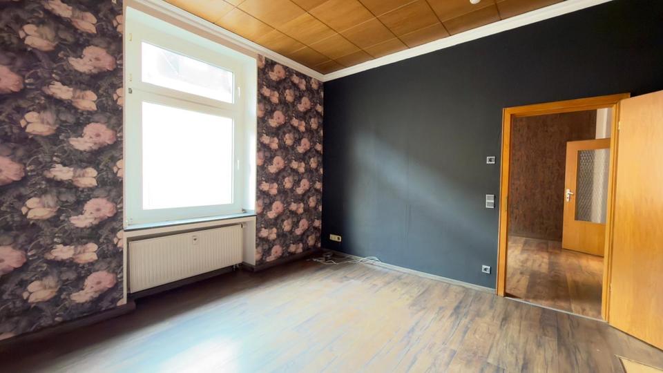 Erdgeschoßwohnung Essen Stadtbezirk VIII - 375 Zimmer, 82 m&sup2;, 137.000&euro; | Angebot:25614573