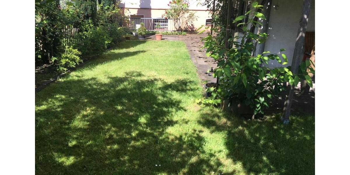 Etagenwohnung Duisburg Hamborn - 4 Zimmer, 101 m&sup2;, 750&euro; | Angebot:21219653