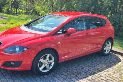 Seat Leon 75.000 km 7.450 &euro; Duisburg 47167