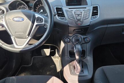 Ford Fiesta 99.900 km 6.990 &euro; Hünxe 46569