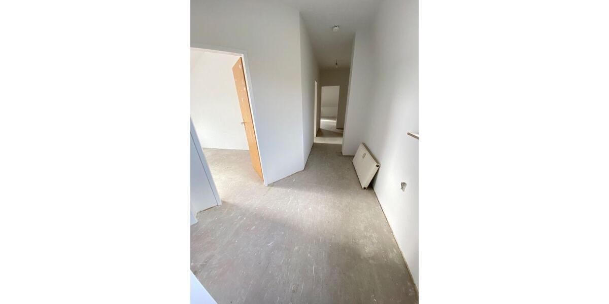 Dachgeschoßwohnung Gelsenkirchen Gelsenkirchen-West - 3.5 Zimmer, 71 m&sup2;, 406&euro; | Angebot:26290012