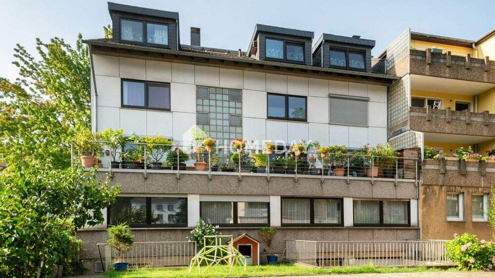 Etagenwohnung Duisburg Ruhrort - 7 Zimmer, 200 m&sup2;, 200.000&euro; | Angebot:25688347