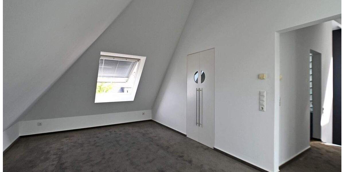 Etagenwohnung Essen Bredeney - 2 Zimmer, 105 m&sup2;, 475.000&euro; | Angebot:25726330