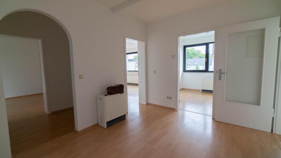 Etagenwohnung Essen Stadtbezirk V - 4.5 Zimmer, 83 m&sup2;, 595&euro; | Angebot:25918586