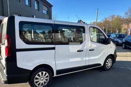 Opel Vivaro 50.000 km 17.880 &euro; Duisburg 47138