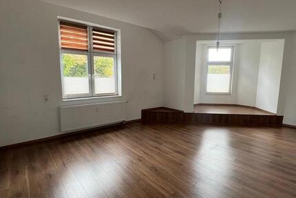 Wohnung Bochum Bochum-Mitte - 3 Zimmer, 107 m&sup2;, 860&euro; | Angebot:25944967