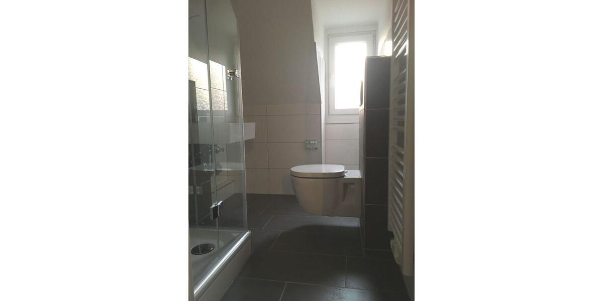 Dachgeschoßwohnung Essen Stadtbezirk IV - 2 Zimmer, 41 m&sup2;, 405&euro; | Angebot:25807030