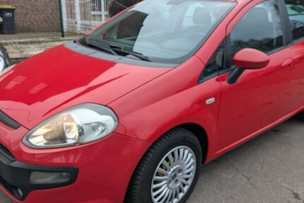 Fiat Punto Evo 106.245 km 2.999 &euro; Essen 45359