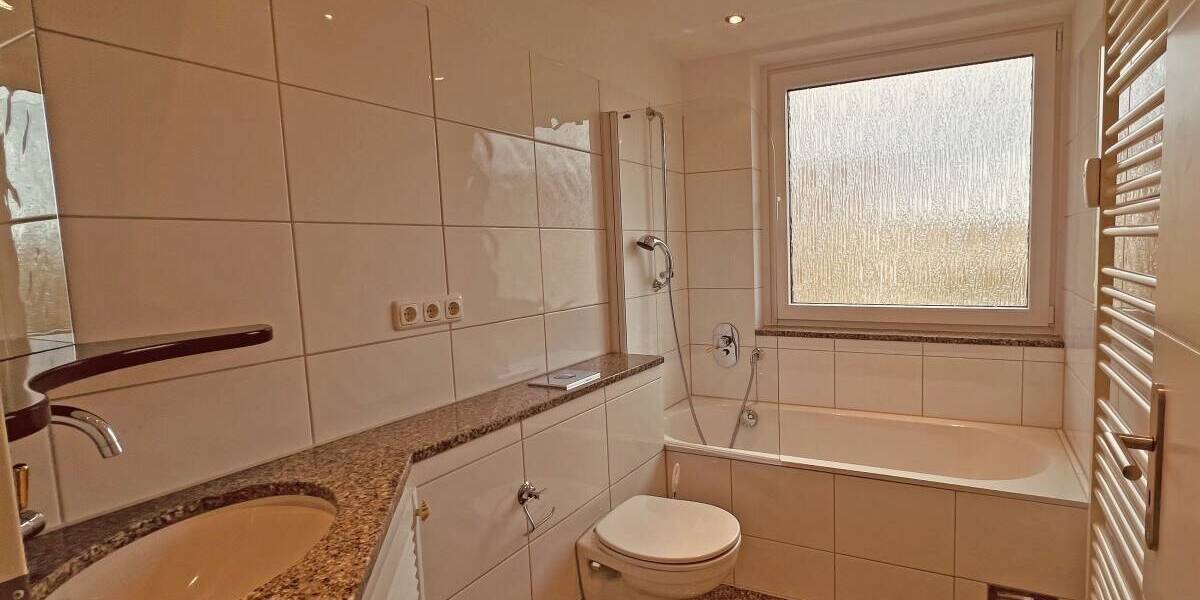 Etagenwohnung Essen Steele - 3 Zimmer, 80 m&sup2;, 760&euro; | Angebot:26305936