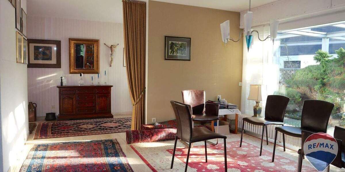 Einfamilienhaus Dinslaken Innenstadt - 8 Zimmer, 240 m&sup2;, 698.000&euro; | Angebot:25730854