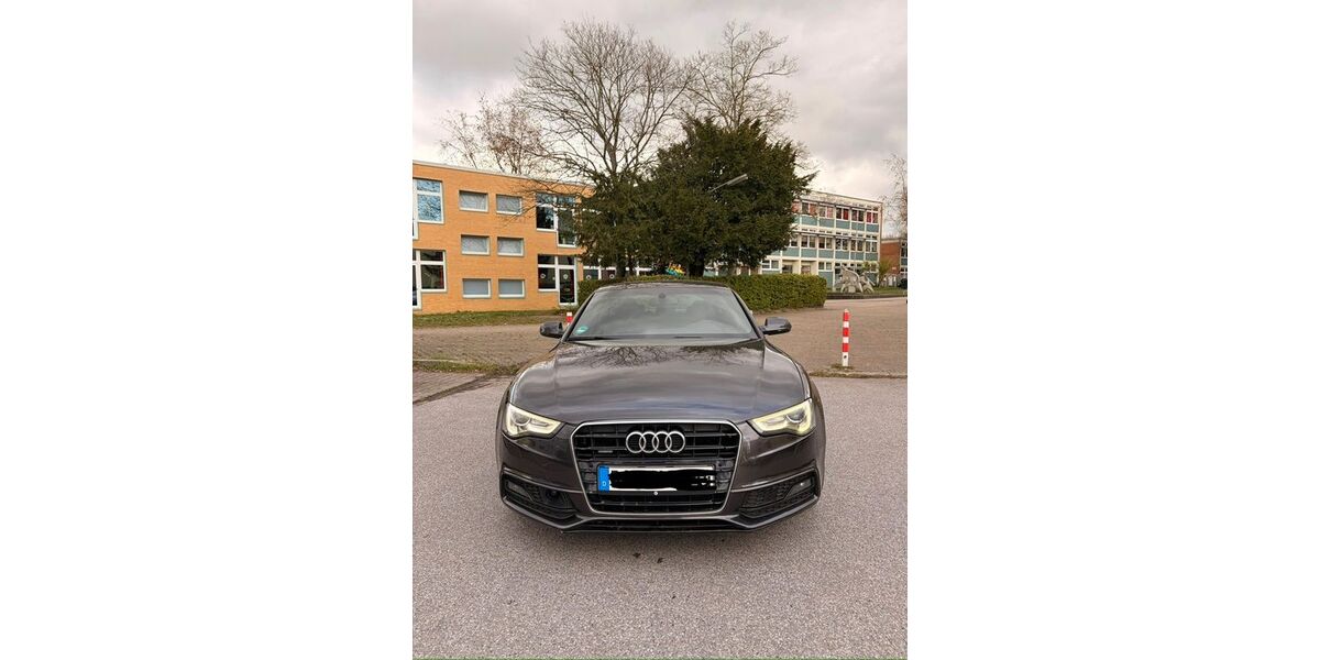 Audi A5 218.000 km 14.900 &euro; Bochum 44795