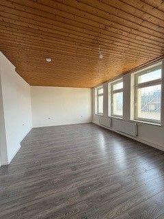 Etagenwohnung Duisburg Duisburg-Mitte - 3 Zimmer, 83 m&sup2;, 600&euro; | Angebot:24687928