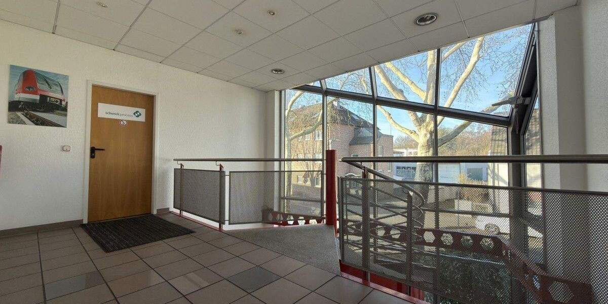 Gewerbeobjekt Oberhausen Osterfeld-West - 1 Zimmer, 440&euro; | Angebot:25709903