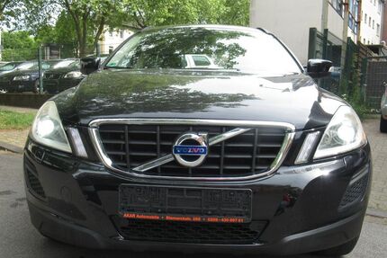 Volvo XC60 198.000 km 8.450 &euro; Gelsenkirchen 45889